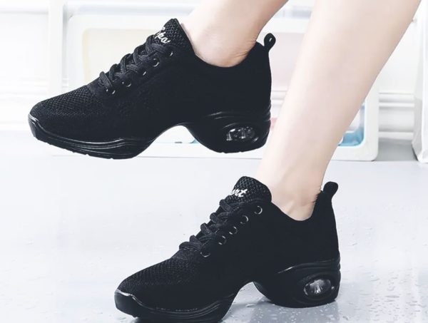 Chaussures de danse élastiques à lacets